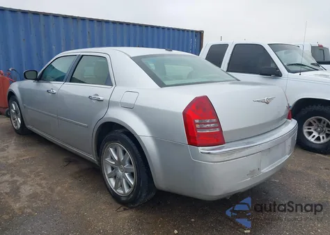 2007 Chrysler 300C from USA, damaged, VIN 2C3KA63H17H884969